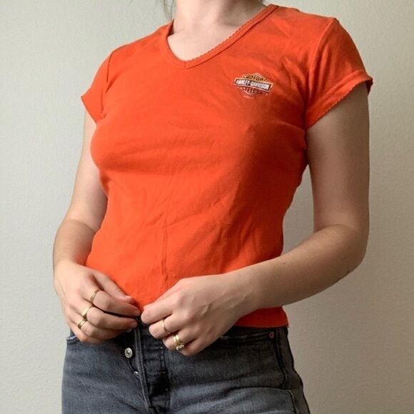 Harley Davidson Women’s Orange Graphic Cotton V Neck Short Sleeve Tee Sz M - Picture 2 of 5